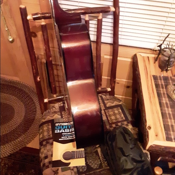 Guitar - Picture 2 of 2